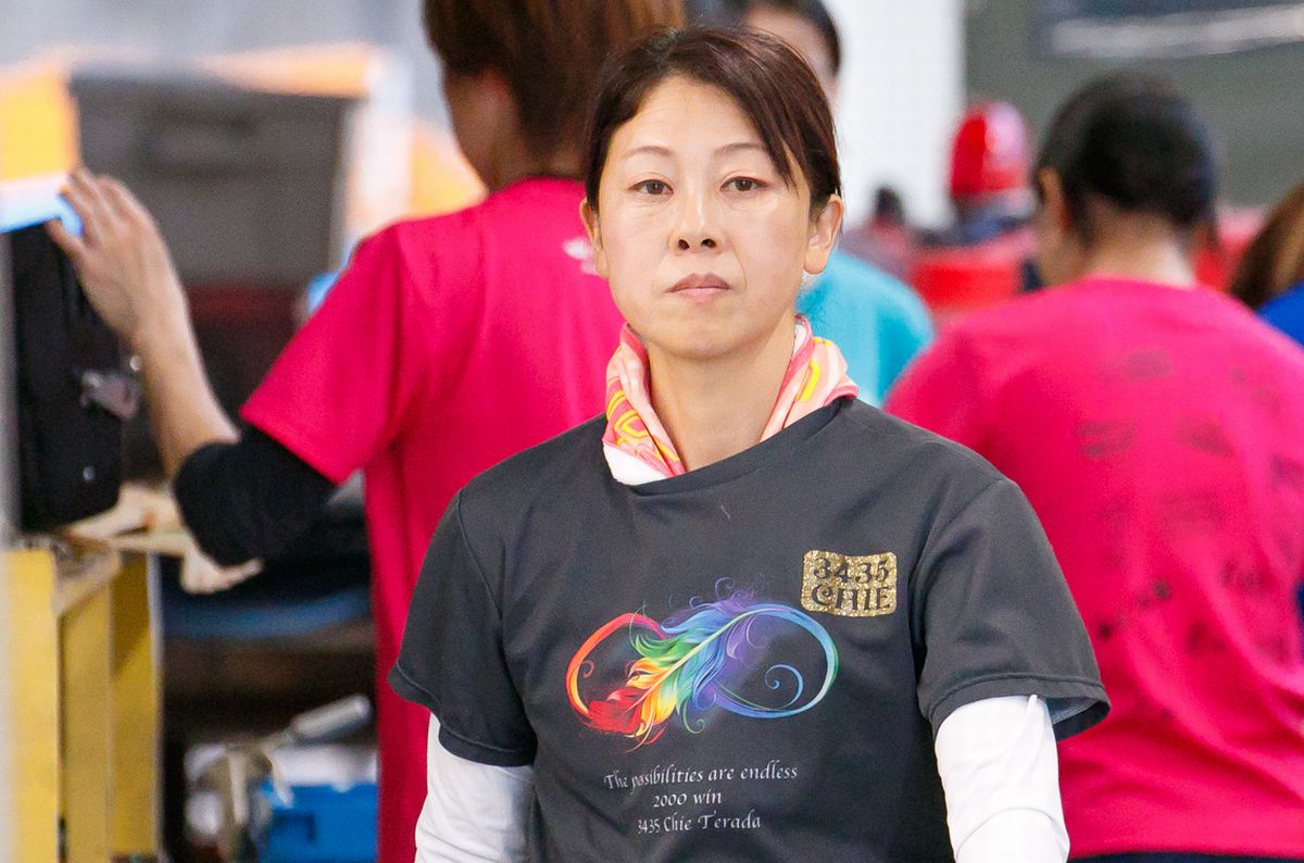 寺田千恵 選手 SG ジャンパー 上下セット 2010年 ボートレース 寺田千恵 選手 SG ジャンパー 上下セット 2010年 ボートレース